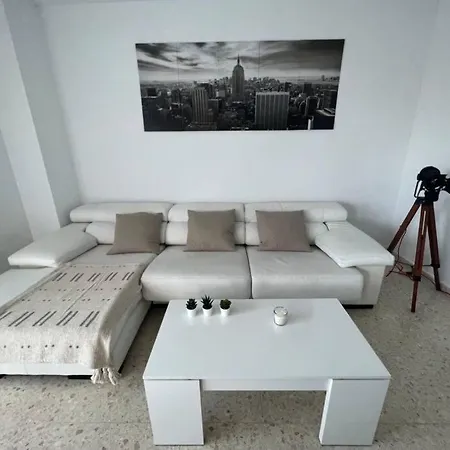 Apartamento Completo Con Terraza Privada דירה בדאחוז